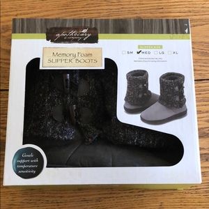 Memory foam slipper boots